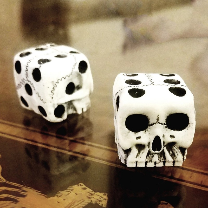 Halloween weißen Schädel Harz  – Party Games No Equipment Bewertung und Preis